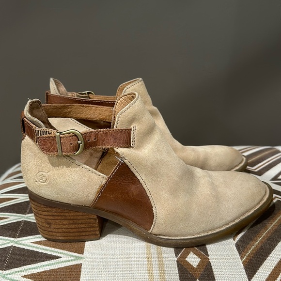 Born Shoes - BORN leather ankle boots size 7